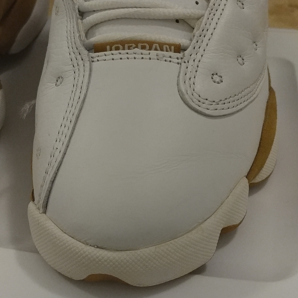 Jordan Retro 13 Wheats 2004 - Picture 11 of 11